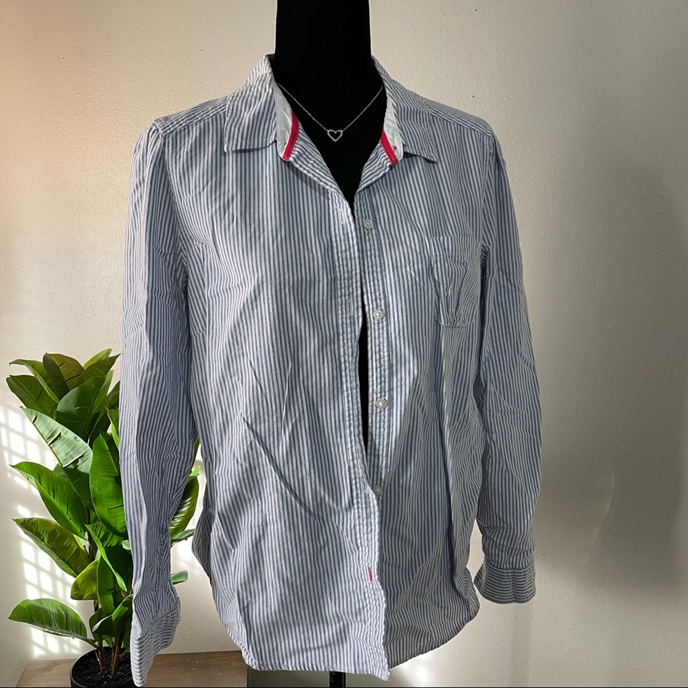 Women's Old Navy button down blouse large